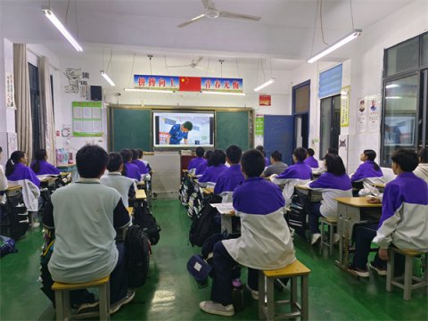 筑梦新时代 争做好少年——石台县各学校组织观看2023年全国“新时代好少年”先进事迹发布活动